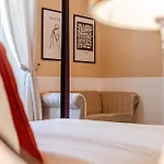 Bed & Breakfast Flux Your 3*