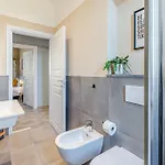 Bed & Breakfast Flux Your 3*